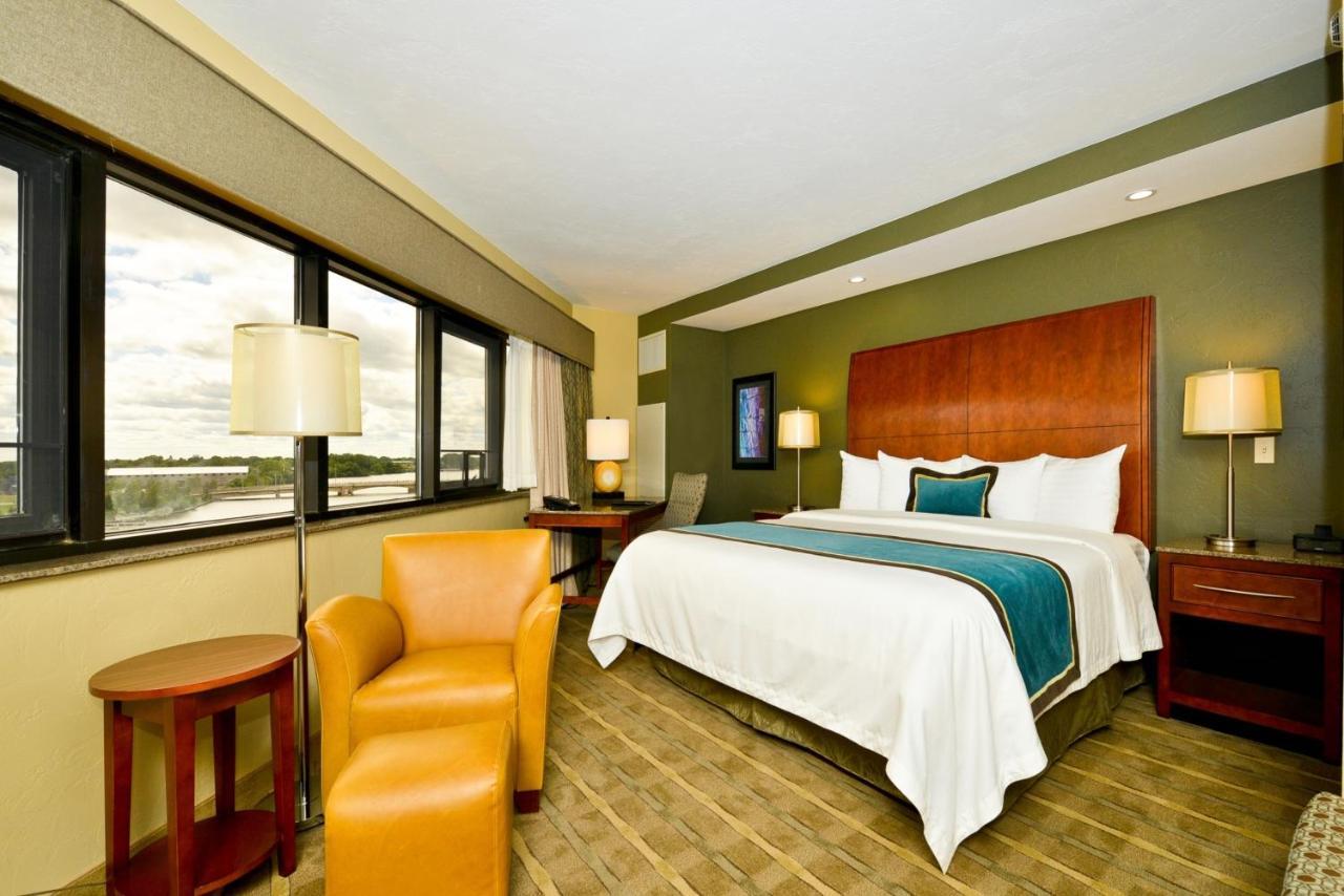 Oshkosh Waterfront Hotel & Convention Center Kültér fotó